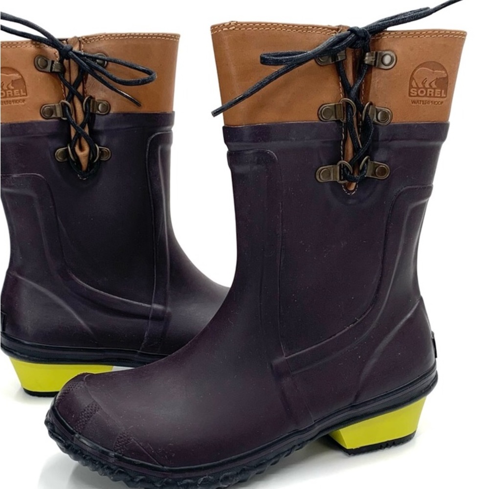 Sorel Conquest Chelsey Rainboots-EUC